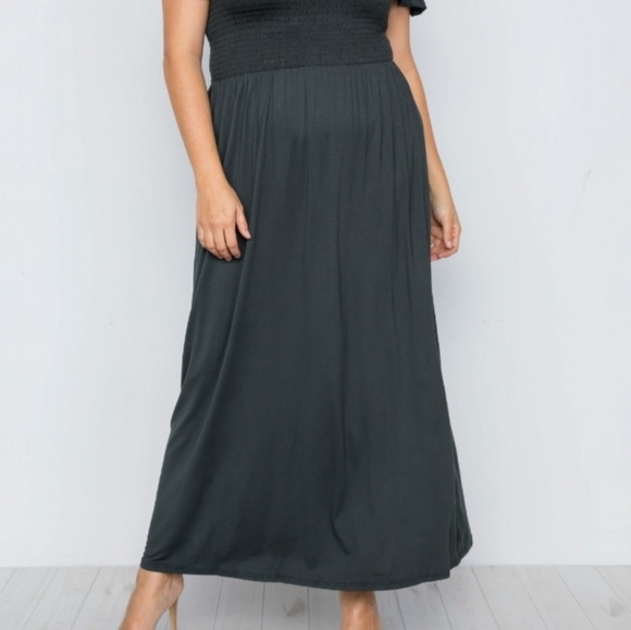 Plus Size Hunter Green Smoked Solid Maxi Dress - Picture 2 of 5